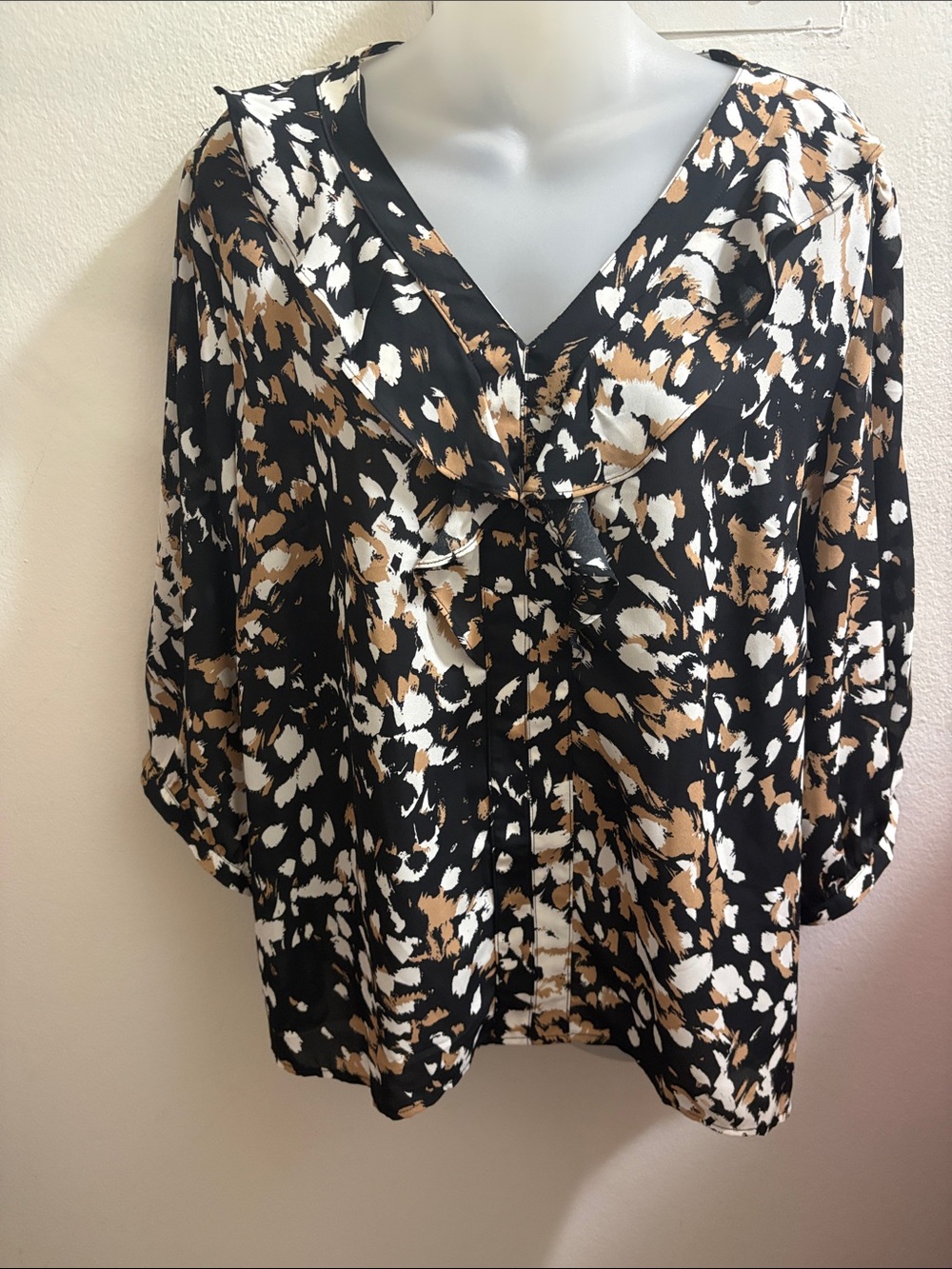 Liz Claiborne Black Abstract Print V-Neck Ruffle Blouse